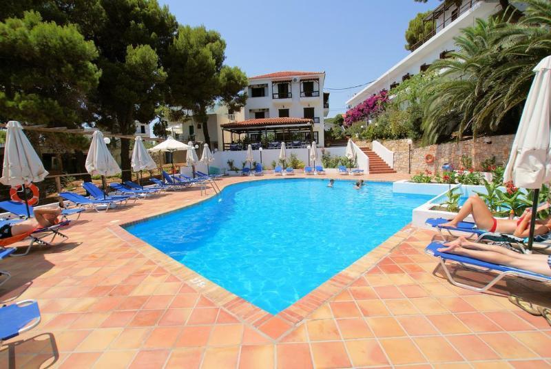 Paradise Hotel Patitírion Eksteriør billede